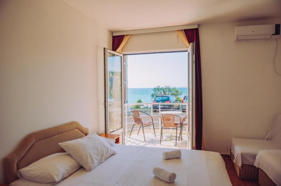 Apartmani Lasta 도브라 보다 외부 사진