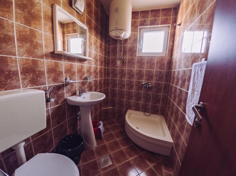 Apartmani Lasta 도브라 보다 외부 사진